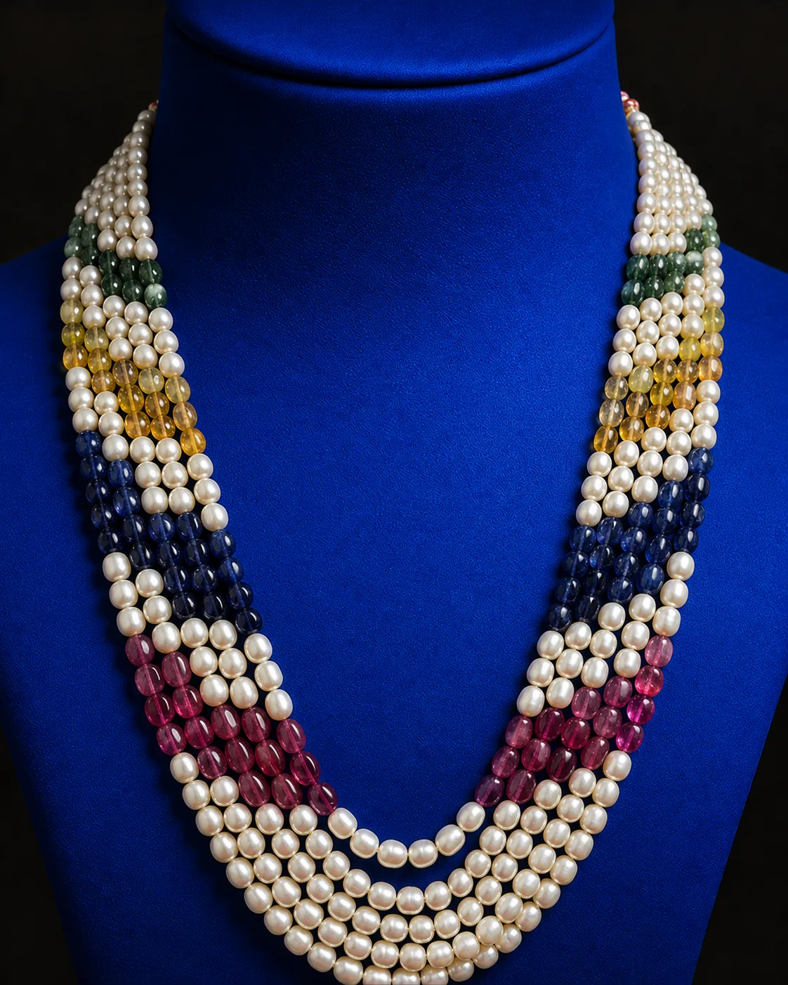 Multicolor beads with white pearls